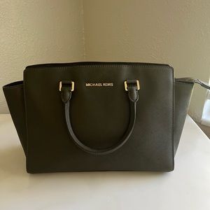 MK Large Saffiano Selma Satchel